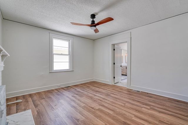 9 Forest Mill Street, Spartanburg, SC 29301