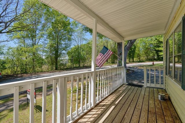 9 Forest Mill Street, Spartanburg, SC 29301