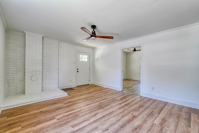 9 Forest Mill Street, Spartanburg, SC 29301