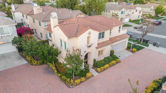 45733 Sierra Court, Temecula, CA 92592