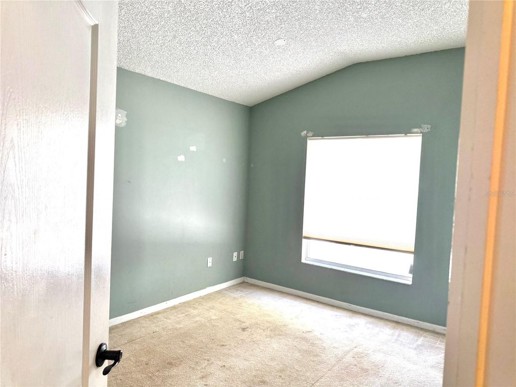 Image 11 of property listing at 2031 WINTERMERE POINTE DRIVE, Winter Garden, FL 34787