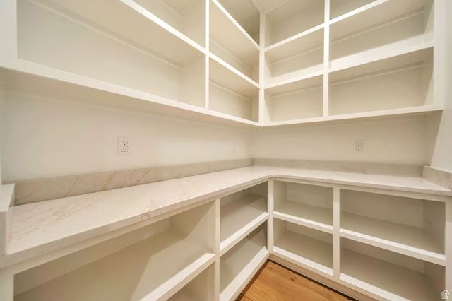 316 N AMBER LN, Layton, UT 84041