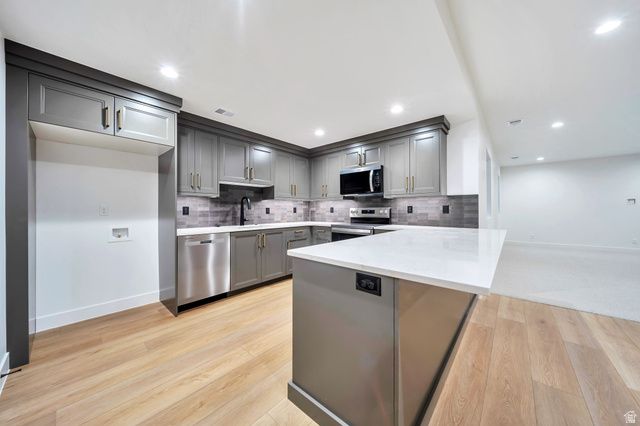 316 N AMBER LN, Layton, UT 84041