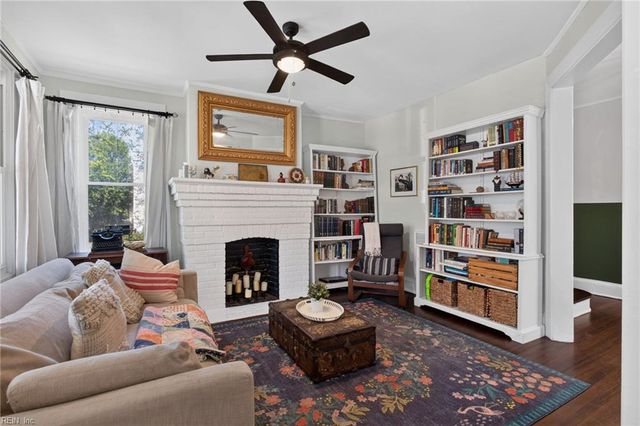 4306 Newport AVE, Norfolk, VA 23508