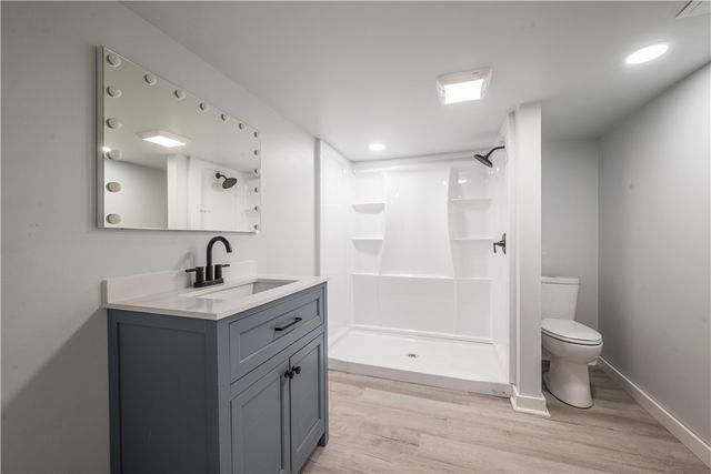 665 Allison Hollow Rd, Chartiers, PA 15301