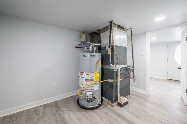 665 Allison Hollow Rd, Chartiers, PA 15301