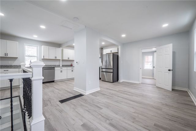 665 Allison Hollow Rd, Chartiers, PA 15301