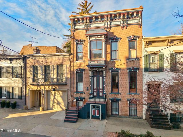 209 Lancaster Street, Albany, NY 12210