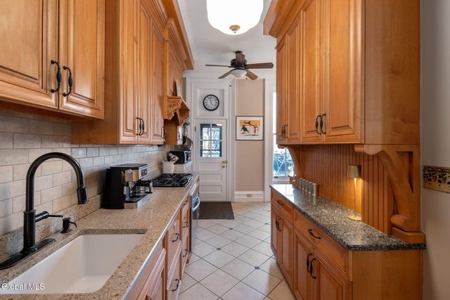 209 Lancaster Street, Albany, NY 12210