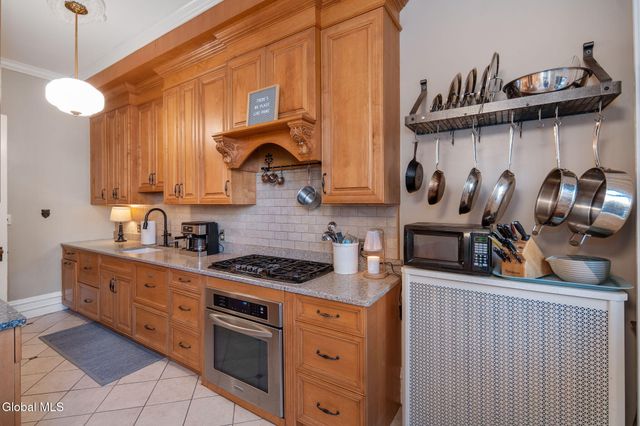 209 Lancaster Street, Albany, NY 12210
