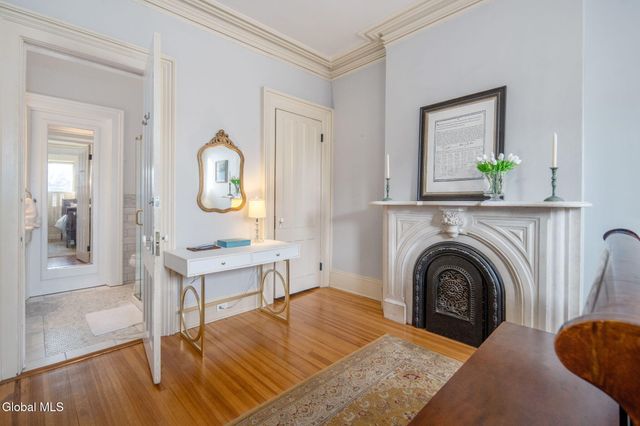 209 Lancaster Street, Albany, NY 12210