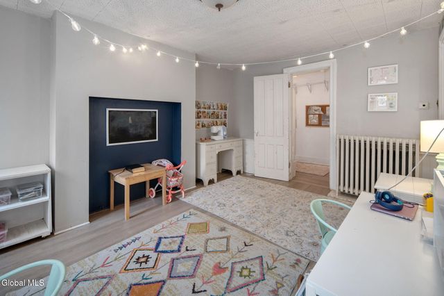 209 Lancaster Street, Albany, NY 12210