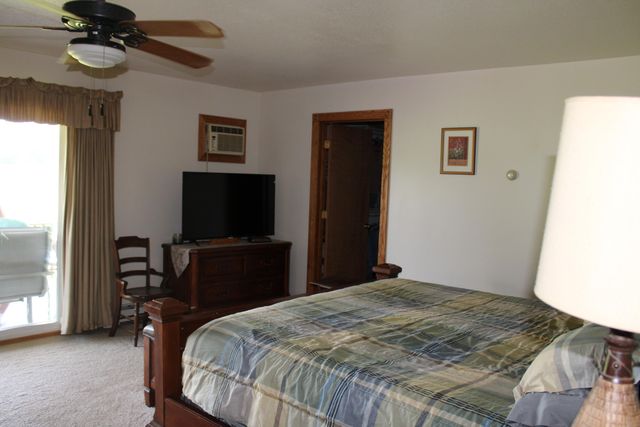 2812 Shoreline Drive, Lupton, MI 48635