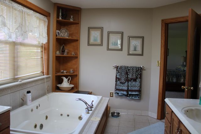 2812 Shoreline Drive, Lupton, MI 48635