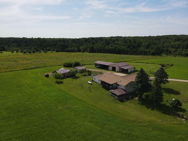 2812 Shoreline Drive, Lupton, MI 48635