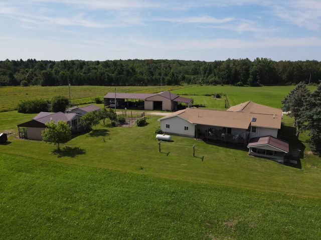 2812 Shoreline Drive, Lupton, MI 48635