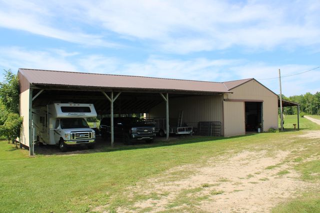 2812 Shoreline Drive, Lupton, MI 48635