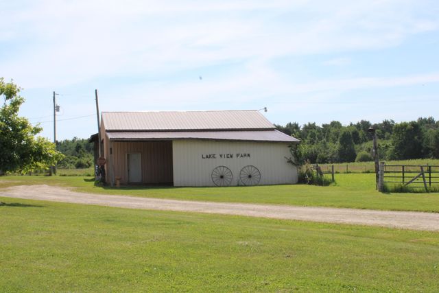 2812 Shoreline Drive, Lupton, MI 48635