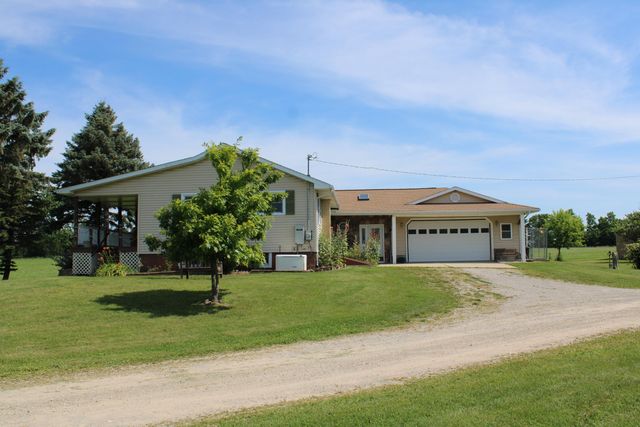 2812 Shoreline Drive, Lupton, MI 48635