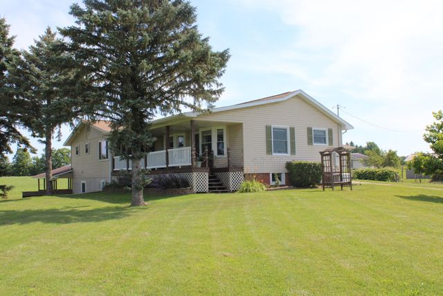 2812 Shoreline Drive, Lupton, MI 48635