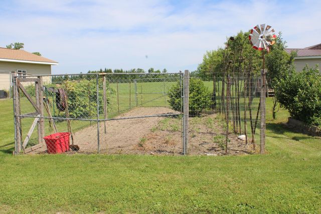2812 Shoreline Drive, Lupton, MI 48635