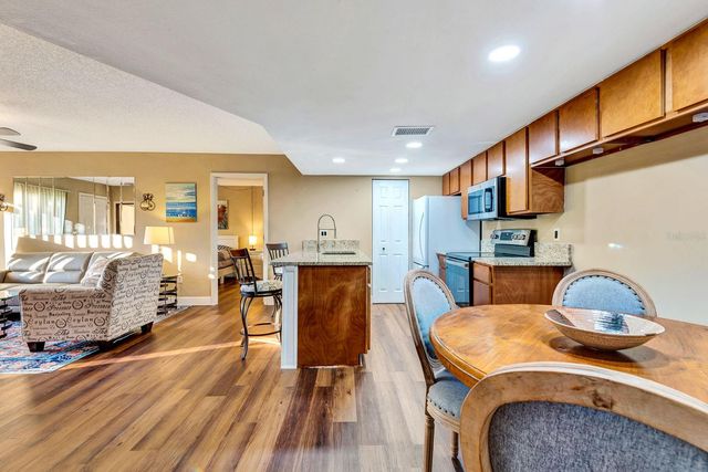 2721 72ND STREET COURT W, Bradenton, FL 34209