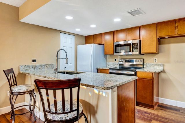 2721 72ND STREET COURT W, Bradenton, FL 34209