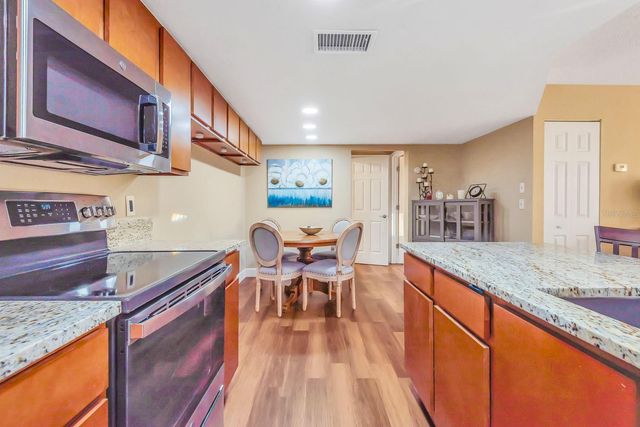 2721 72ND STREET COURT W, Bradenton, FL 34209