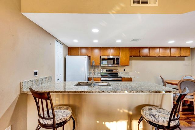 2721 72ND STREET COURT W, Bradenton, FL 34209