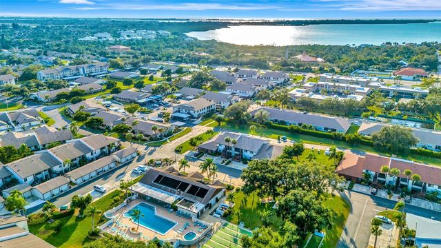 2721 72ND STREET COURT W, Bradenton, FL 34209