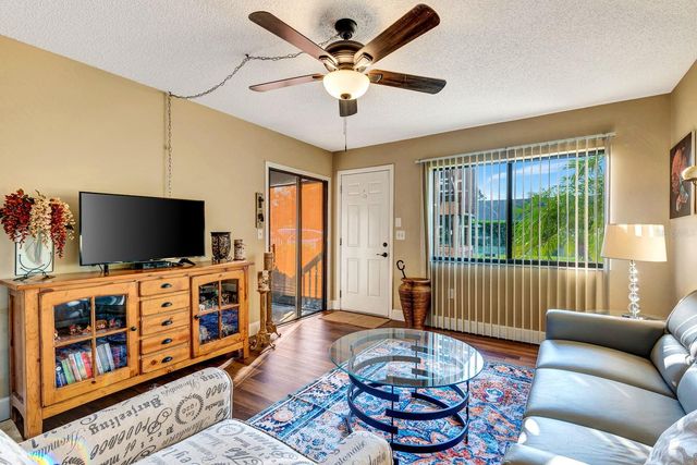 2721 72ND STREET COURT W, Bradenton, FL 34209