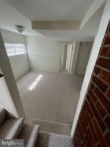 2926 1ST ST N, Arlington, VA 22201