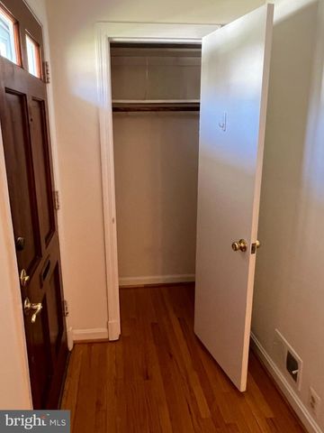 2926 1ST ST N, Arlington, VA 22201