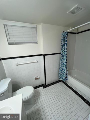 2926 1ST ST N, Arlington, VA 22201