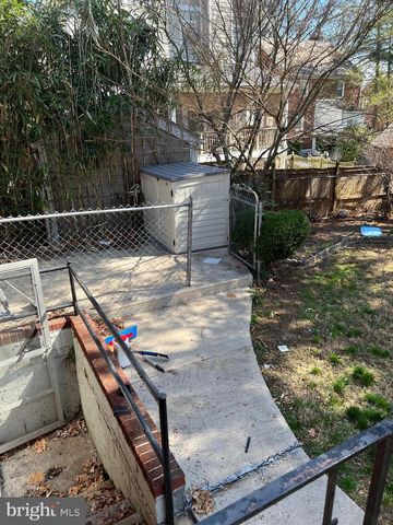 2926 1ST ST N, Arlington, VA 22201