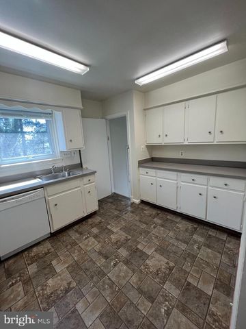 2926 1ST ST N, Arlington, VA 22201