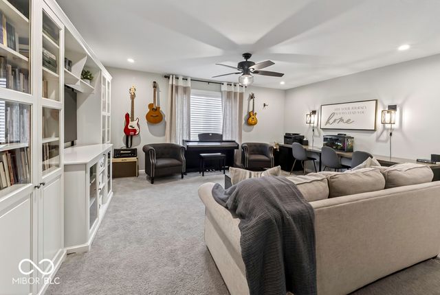 5233 Rum Cherry Way, Indianapolis, IN 46237