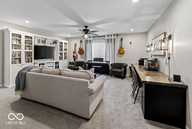 5233 Rum Cherry Way, Indianapolis, IN 46237