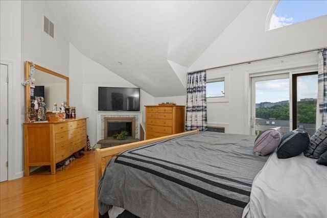35 Eastern Point Dr 34, Shrewsbury, MA 01545