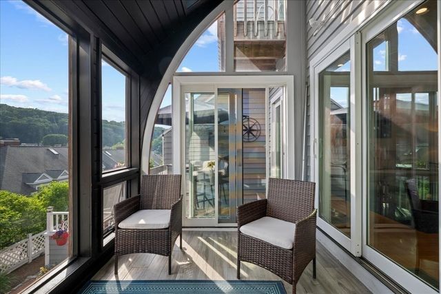 35 Eastern Point Dr 34, Shrewsbury, MA 01545