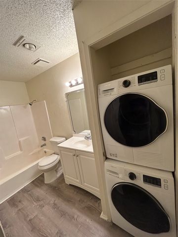 9696 Walnut Street 1913, Dallas, TX 75243