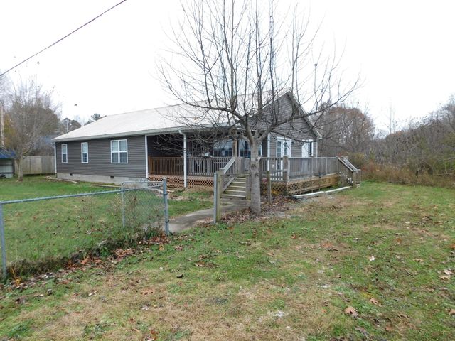 855 Pleasant Grove Loop, Manchester, KY 40962