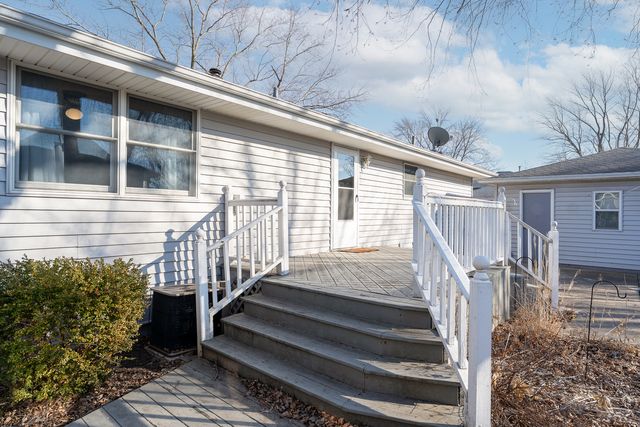 1327 Timberline Drive, Joliet, IL 60431