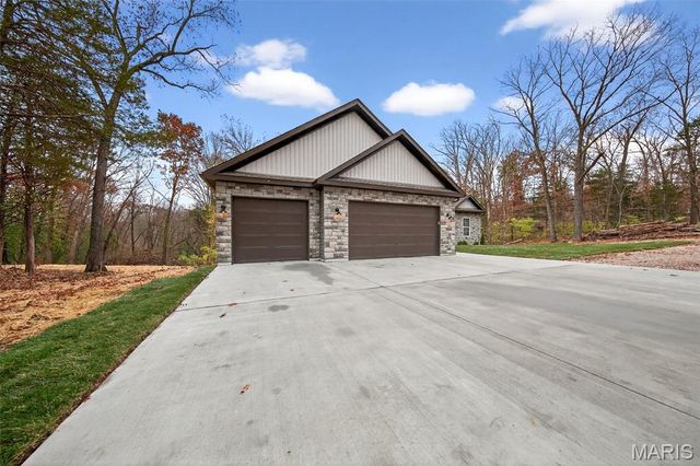 140 Jabin Farm Road, Wright City, MO 63390