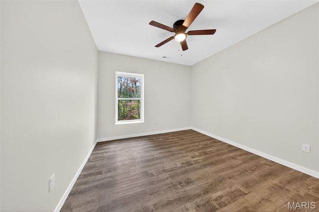 140 Jabin Farm Road, Wright City, MO 63390