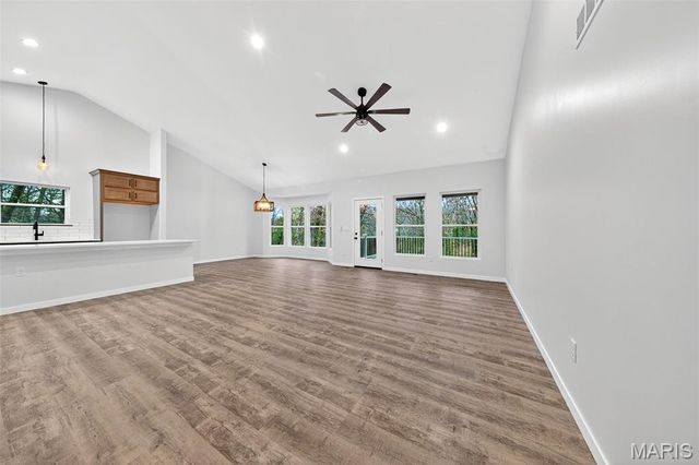 140 Jabin Farm Road, Wright City, MO 63390