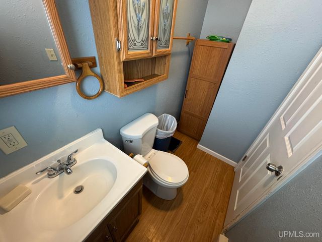 509 S Tamarack Street, Iron Mountain, MI 49801