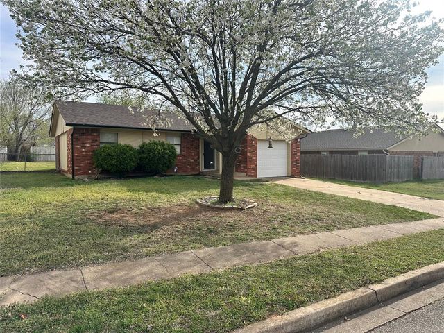 502 Holsey Drive, Noble, OK 73068