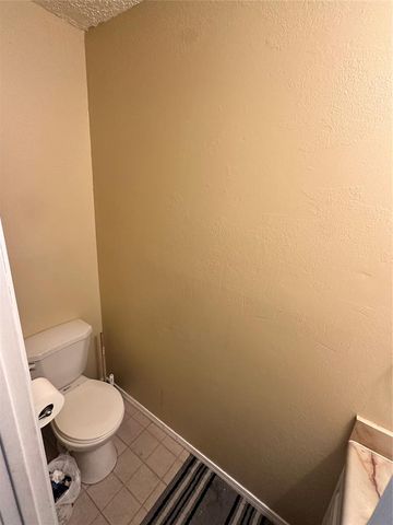 502 Holsey Drive, Noble, OK 73068