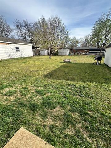502 Holsey Drive, Noble, OK 73068